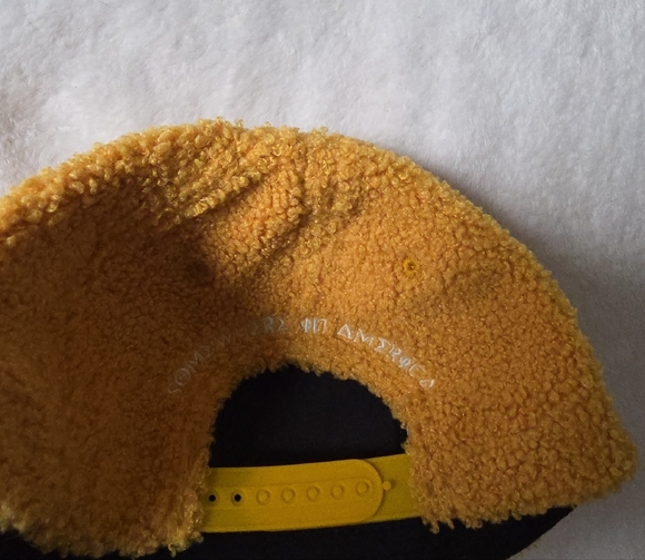Yellow Textured Cap - Picture 2 of 4